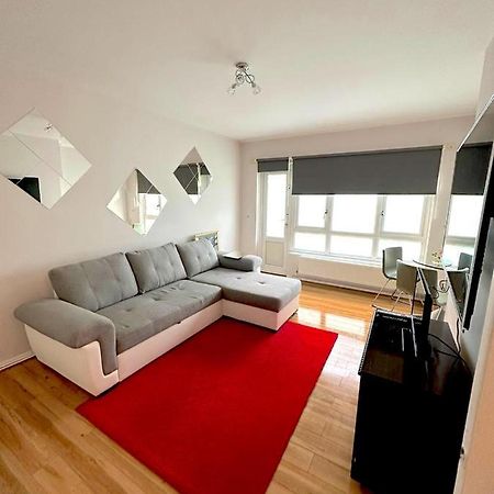 303 Alexandra Avenue Ha2 9Dx Apartment Pinner Luaran gambar